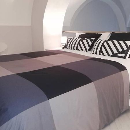 Апартаменты Palazzo D'Arrigo White Loft Катания Экстерьер фото