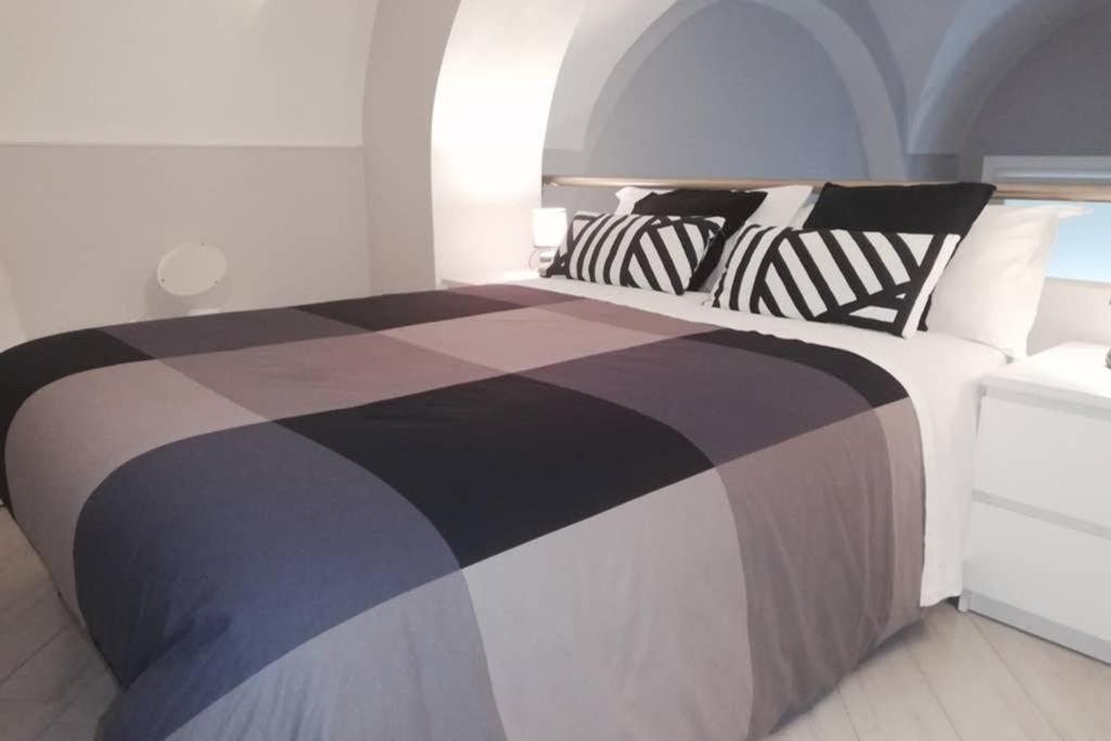 Апартаменты Palazzo D'Arrigo White Loft Катания Экстерьер фото